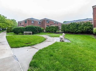 74-28 220th St #340B2, Oakland Gardens, NY 11364