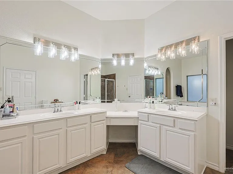 2806 San Eduardo St — Photo 10