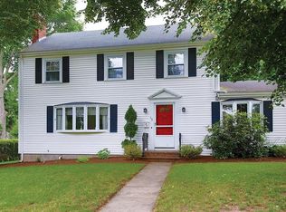 15 Endicott St, Dedham, MA 02026