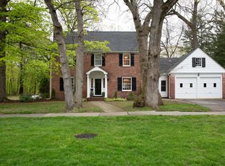 17 Longmeadow St, Longmeadow, MA 01106