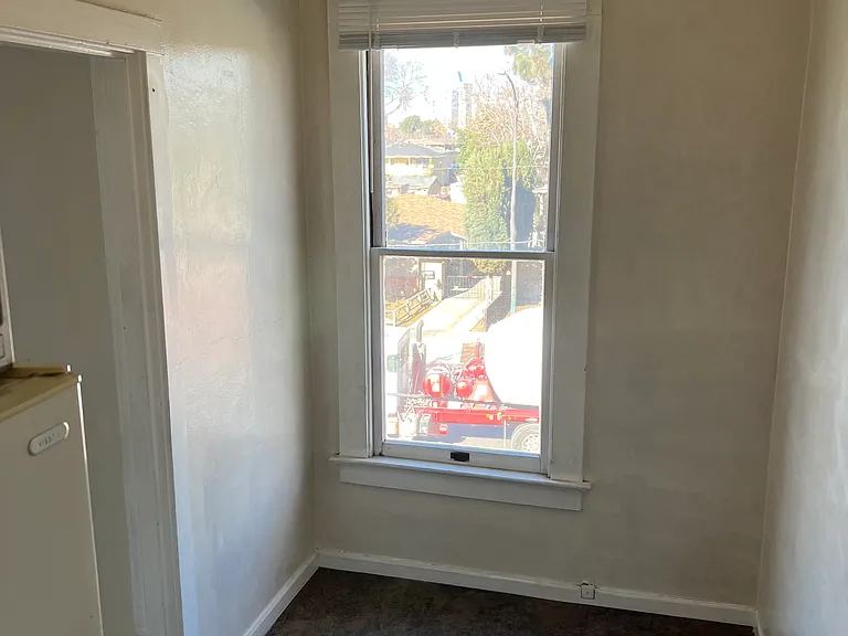 601 S 5th St #2 — Photo 11