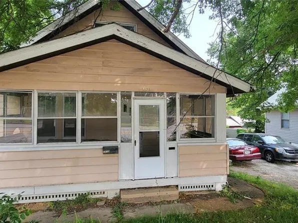 3423 N Hanley Rd, Saint Louis, MO 63121