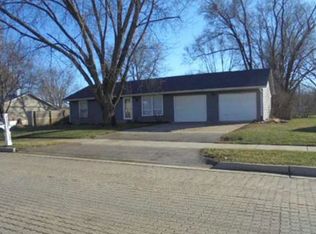 1515 Roosevelt Rd, Machesney Park, IL 61115