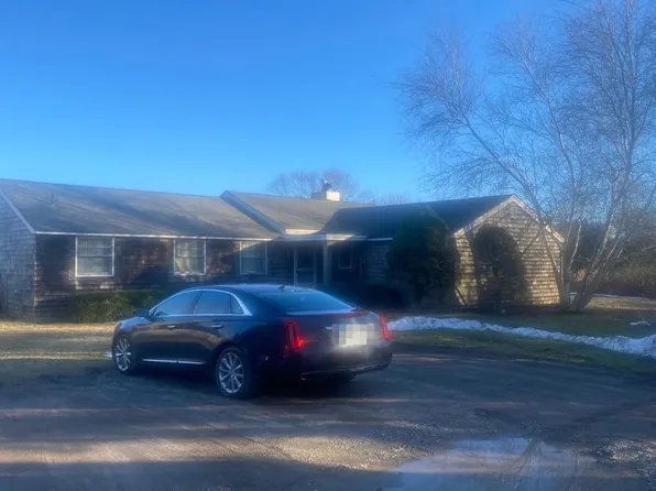 224 County Road 39, Southampton, NY 11968