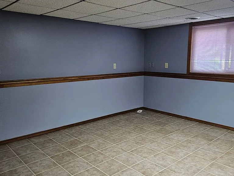 704 S Lawrence Way — Photo 12