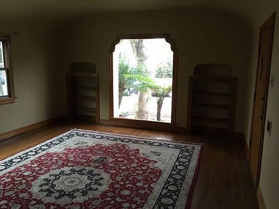2nd image of 108 Mira Mar Ave #108