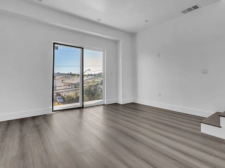 1571 Ricardo St #3 — Photo 14