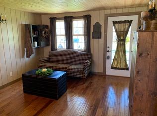 900 Annis Ave, Mattoon, IL 61938