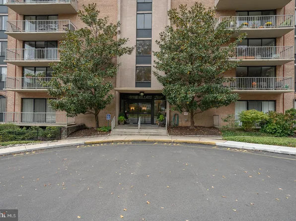801 Yale Ave APT 1122, Swarthmore, PA 19081