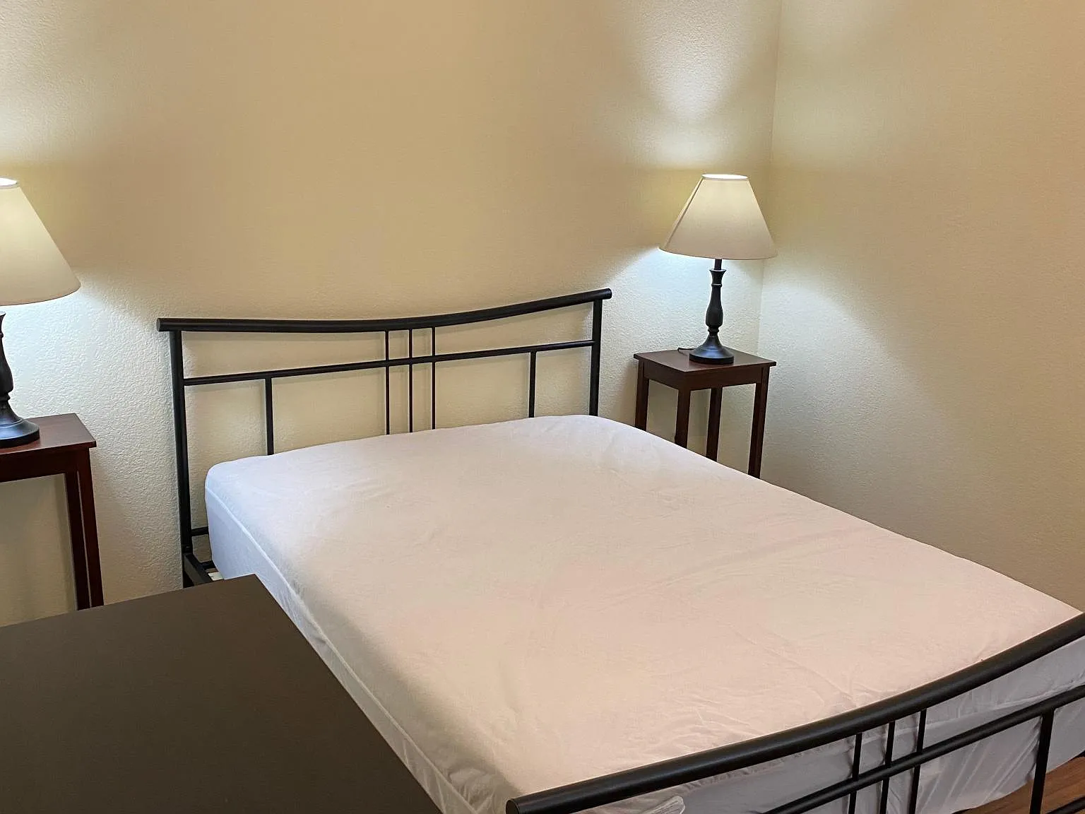 1 bed, 325 sqft, $985 — Photo 3