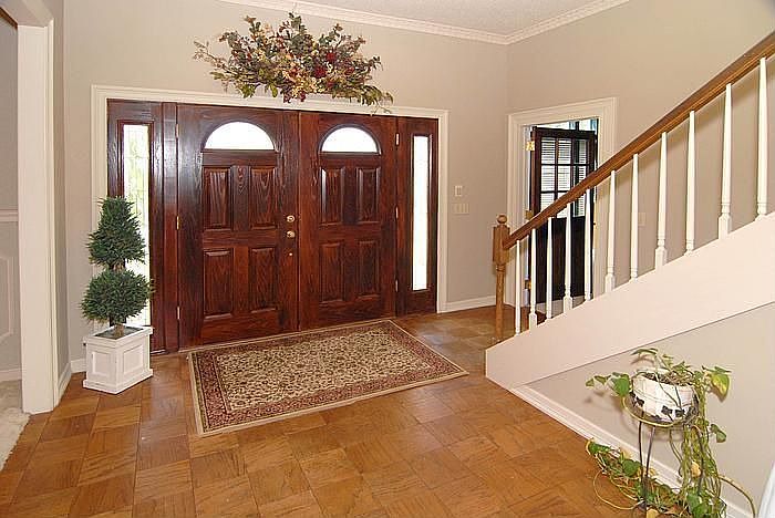 1st image of 1909 Ashton Ct