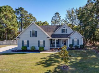 217 Scrub Oaks Dr, Hampstead, NC 28443