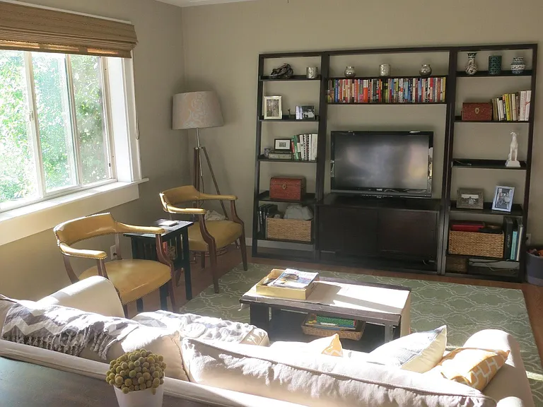 2860 S Franklin St — Photo 3