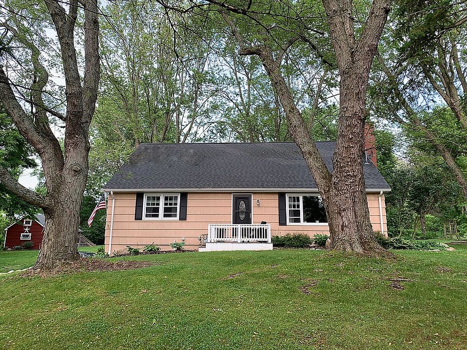 2nd image of 211 Schultz Rd