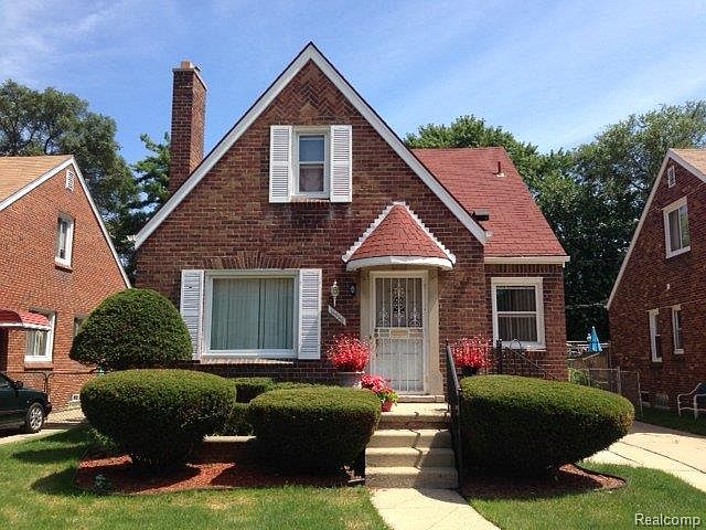1st image of 16850 Marlowe St