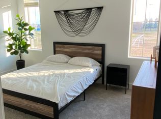 819 Winchell Way W, Madera, CA 93636