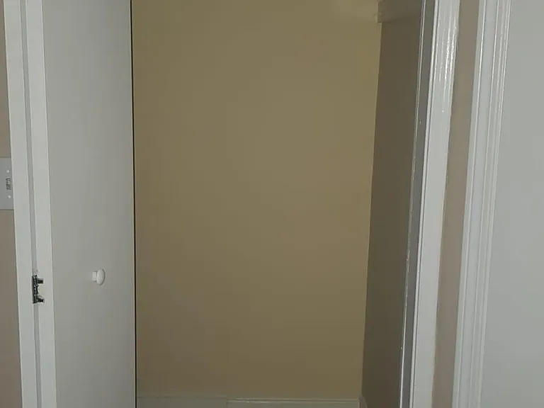 130 Lexington Ave #B — Photo 7