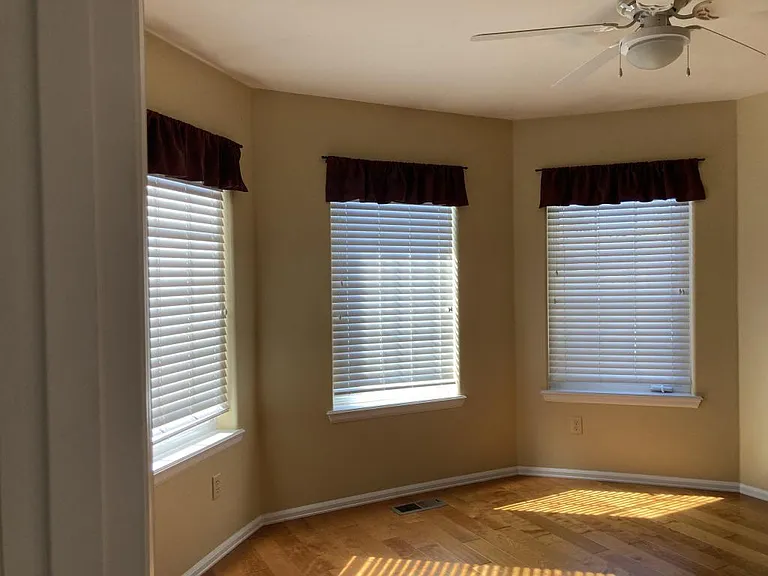929 Nadia Way — Photo 14