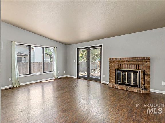 2nd image of 5808 W Battlement Ct