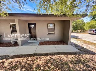 1059 Spirit Lake Rd, Winter Haven, FL 33880