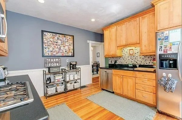 2 bed, 940 sqft, $2,650 — Photo 4