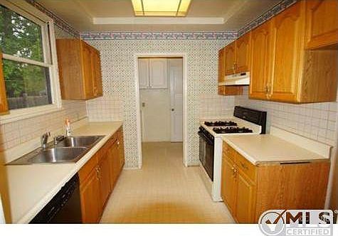 2nd image of 7700 Jordan Ave