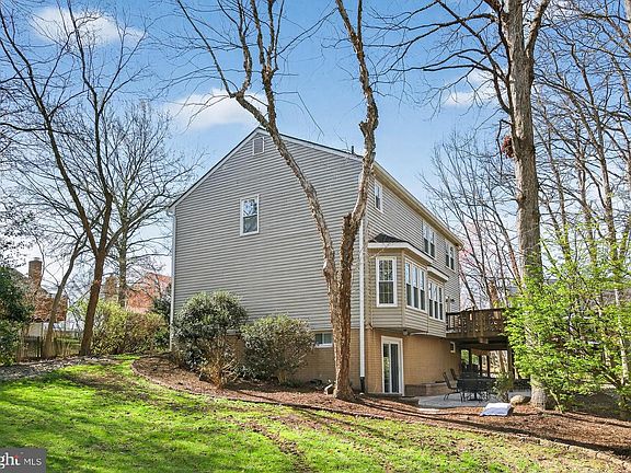5th image of 6178 Otter Run Ct