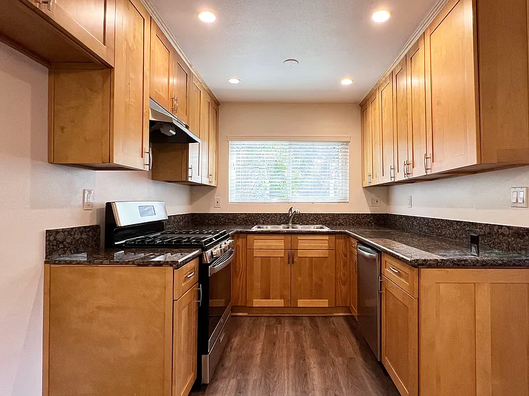 4119 Carol Dr #6 — Photo 6