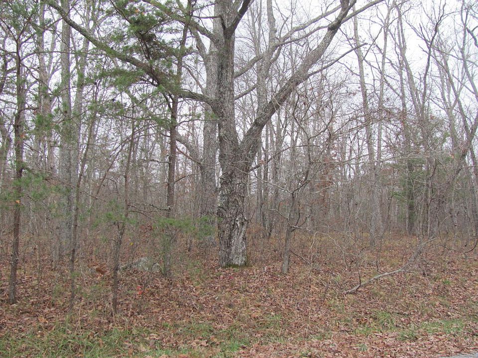 1st image of 11 Gower Ln