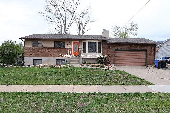 1 Front of home_04202022