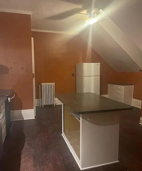 1606 Genesee St #9 — Photo 6