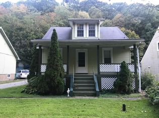 1033 Campbells Run Rd, Carnegie, PA 15106