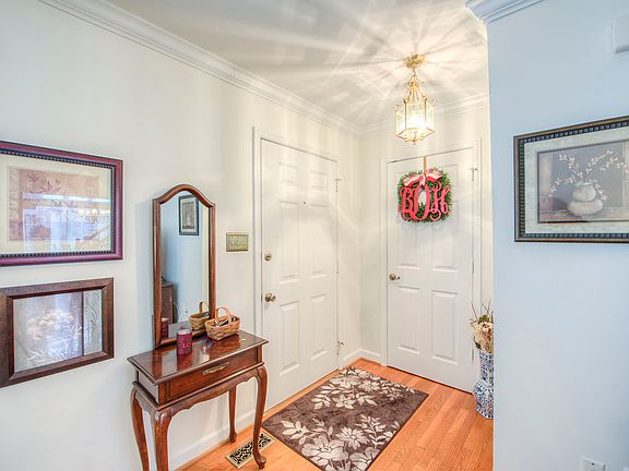 5th image of 13835 Wakley Ct