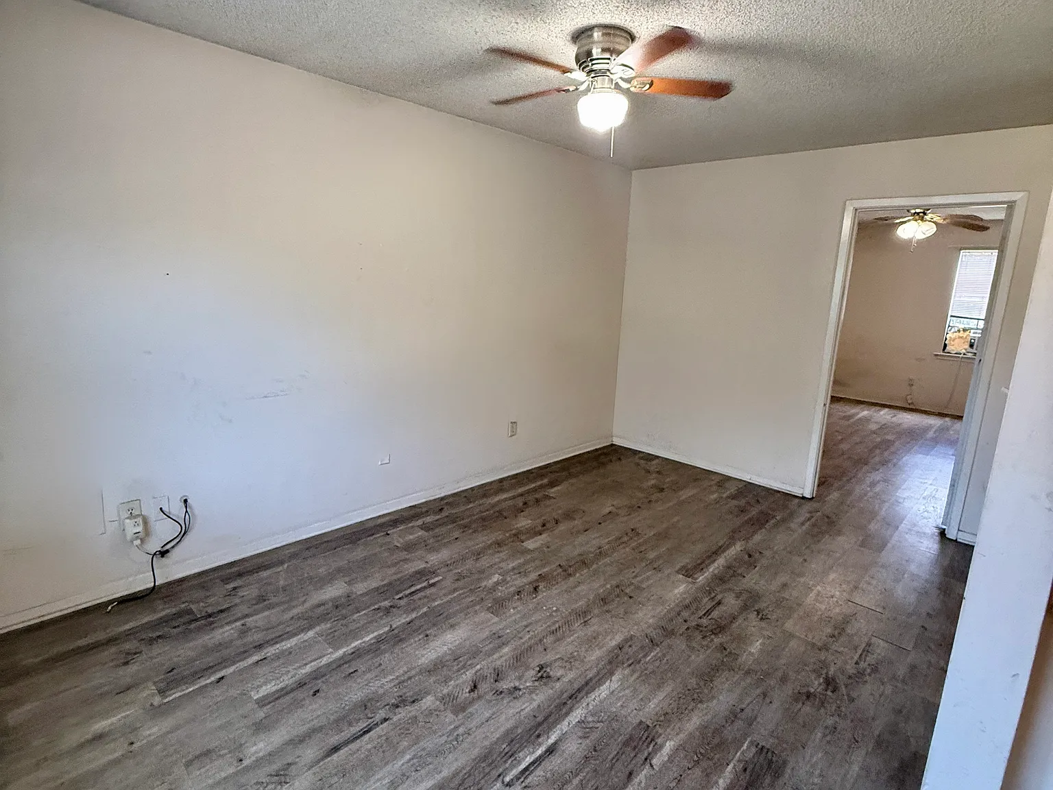 2 bed, 850 sqft, $950 — Photo 4