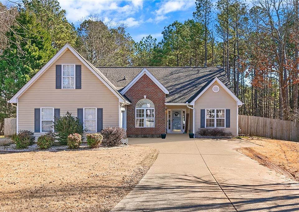 1st image of 5523 Amber Cove Way