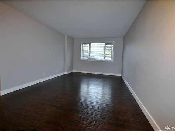 4th image of 14300 32nd Ave NE APT 106