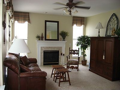 4th image of 7 Silverthorn Ct