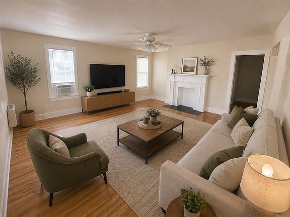 2nd image of 505 W Morgan St APT 201