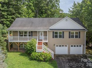 207 Christina Ct, Asheville, NC 28806