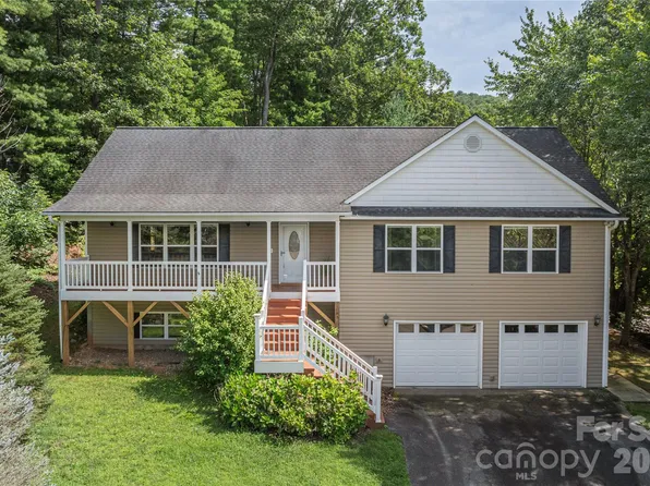 207 Christina Ct, Asheville, NC 28806