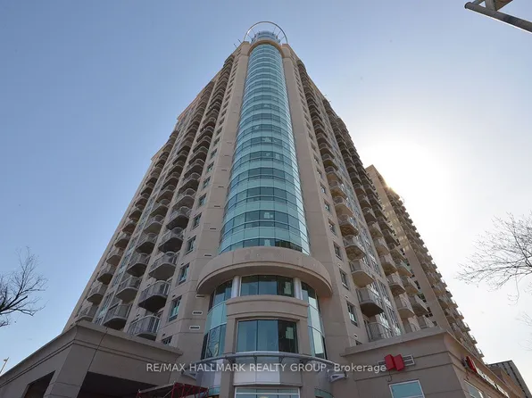 234 Rideau St #1902, Ottawa, ON K1N 0A9