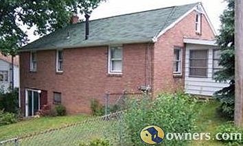 5th image of 325 N Fairfield St