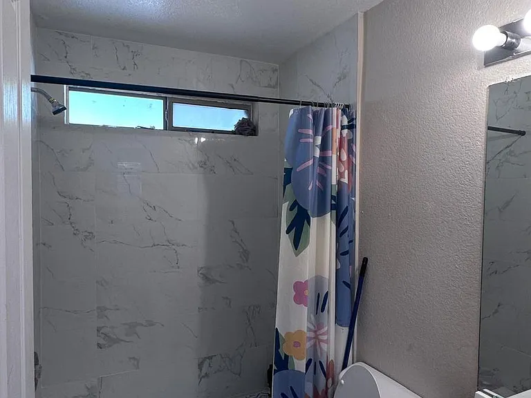 13145 W Desert Ln — Photo 8