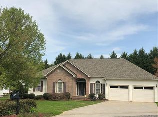 805 Suequay Ct, Gastonia, NC 28056