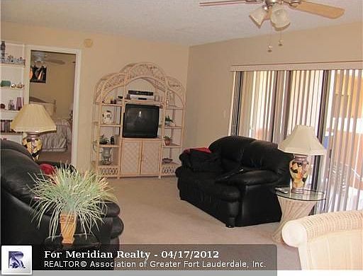 2nd image of 330 SE 20th Ave APT 204