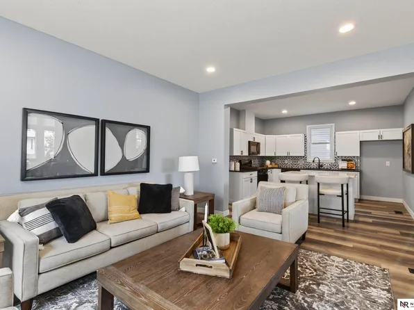 1819 Binney St, Omaha, NE 68110