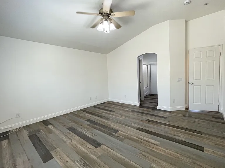 15096 Fox Ridge Dr — Photo 23