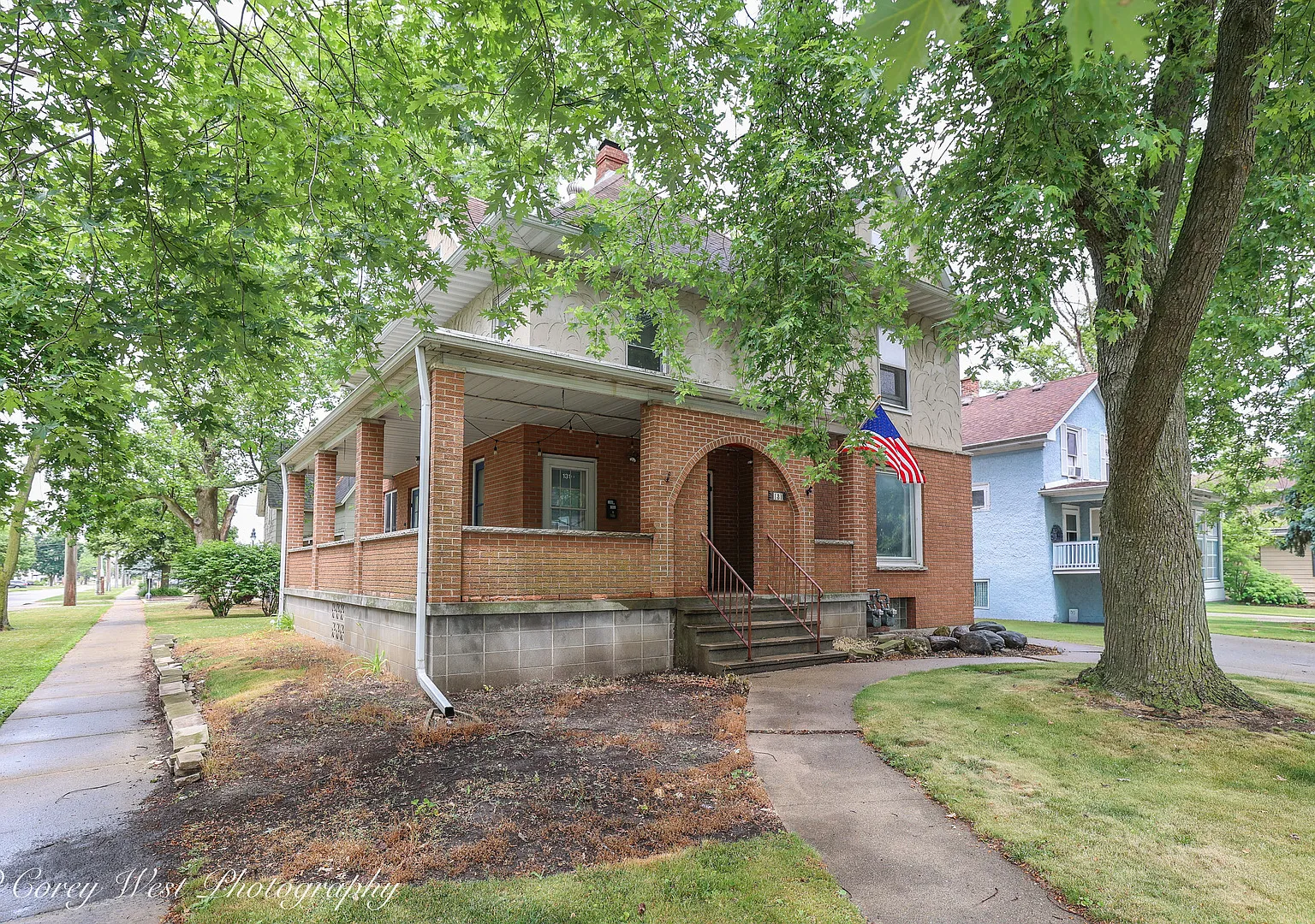 1 bed, 948 sqft, $1,300 — Photo 1