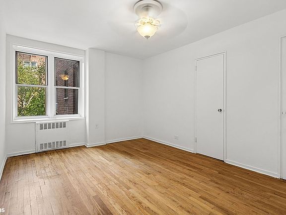 5th image of 340 Haven Ave APT 2G