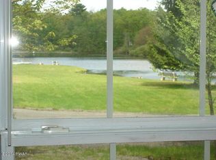 280 Traverse Rd, Dingmans Ferry, PA 18328